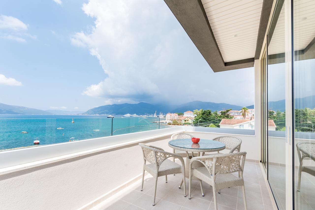Apartamento Boka Di Mare Tivat Exterior foto