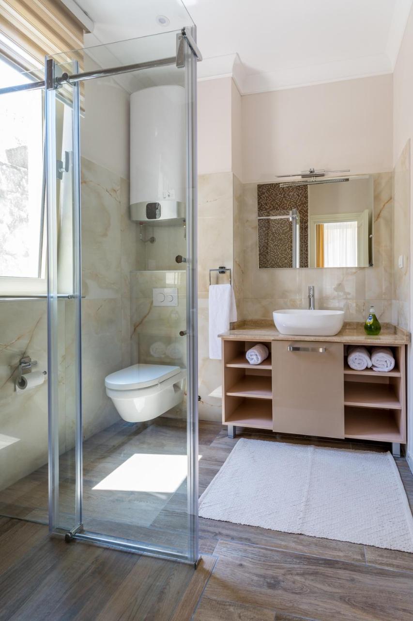 Apartamento Boka Di Mare Tivat Exterior foto