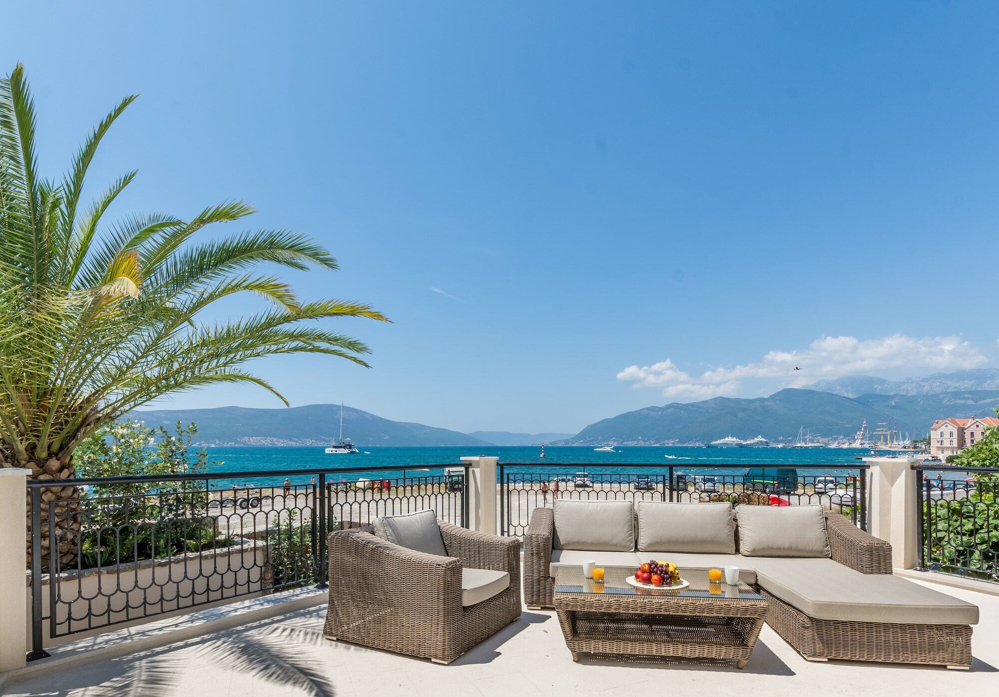 Apartamento Boka Di Mare Tivat Exterior foto
